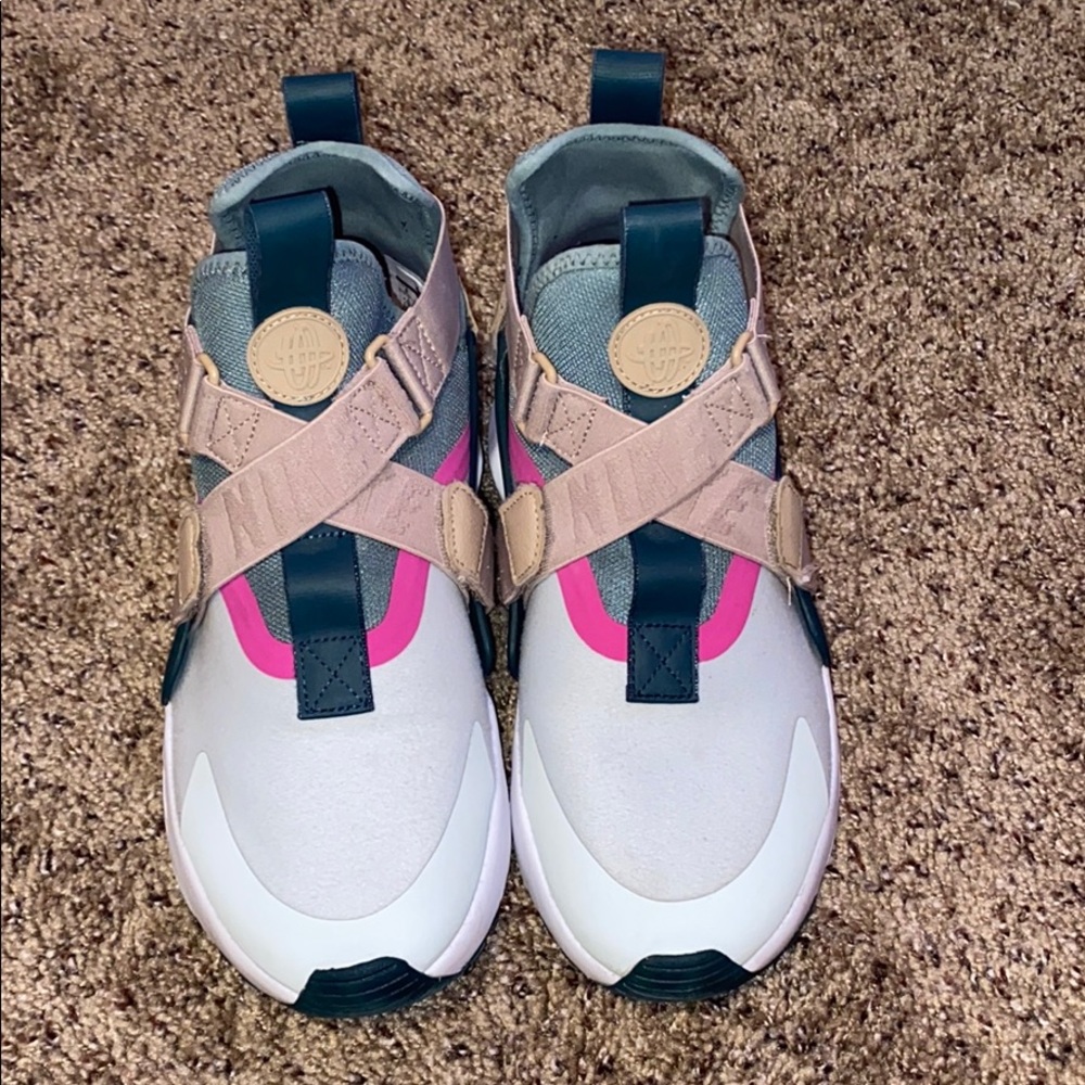 Mike Air Huarache City